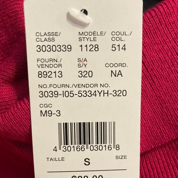 LAURA:   Essential Turtleneck Sweater - fuschia - Picture 6 of 7